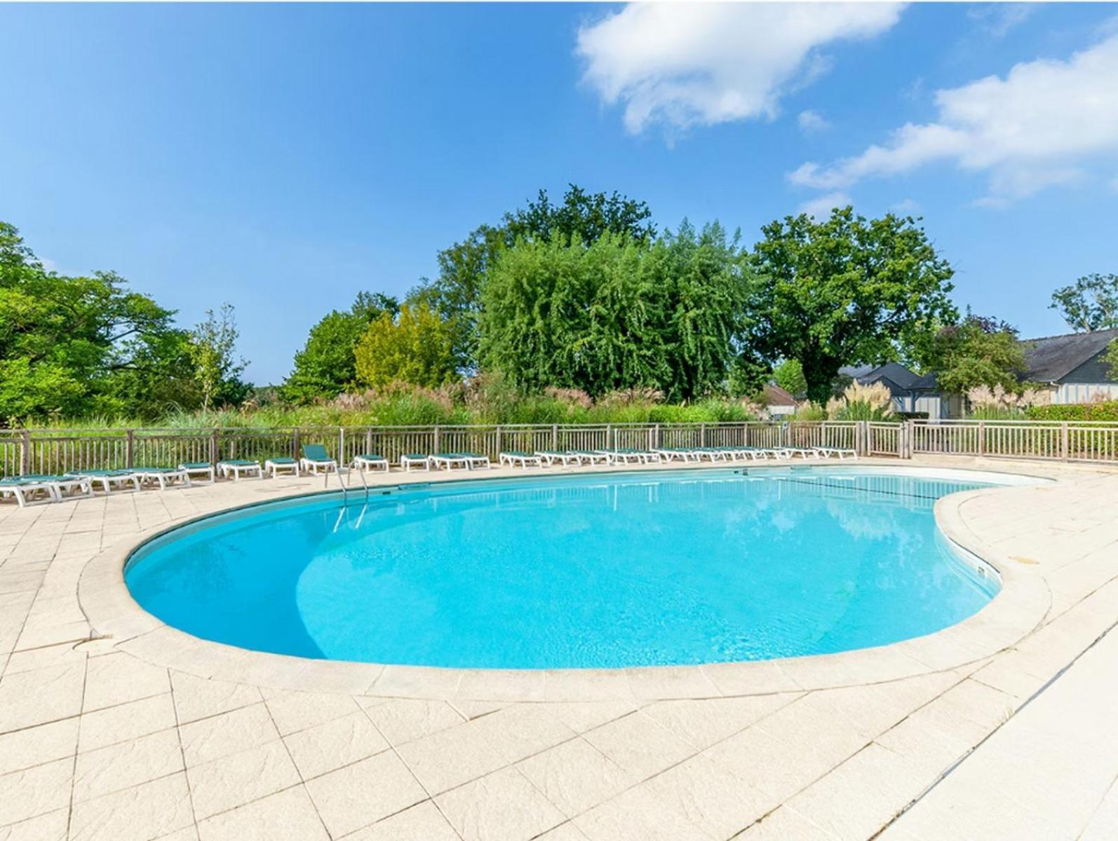 Cottage Dans Village Normandy Garden Pierre & Vacances Branville Exterior foto